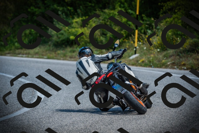 202507121204-DSC00645_c1_