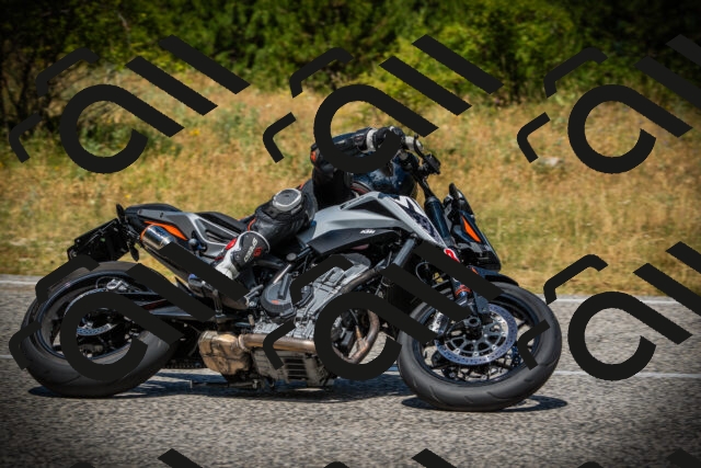 202507121205-DSC00674_c1_