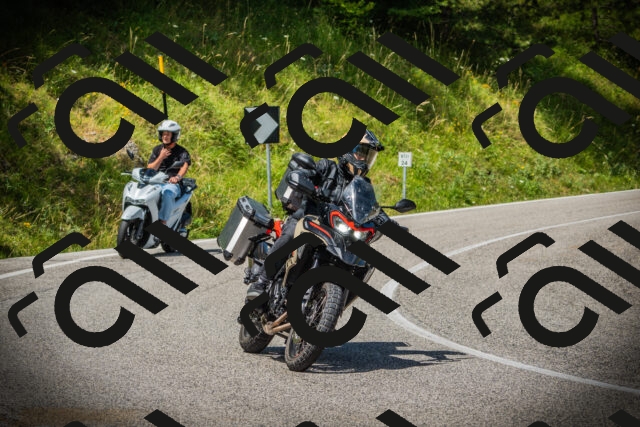 202507121205-DSC00684_c1_