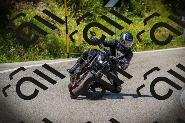 202507121230-DSC01037_c1_