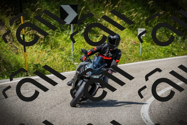 202507121236-DSC01137_c1_