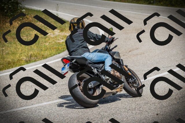 202507121244-DSC01250_c1_