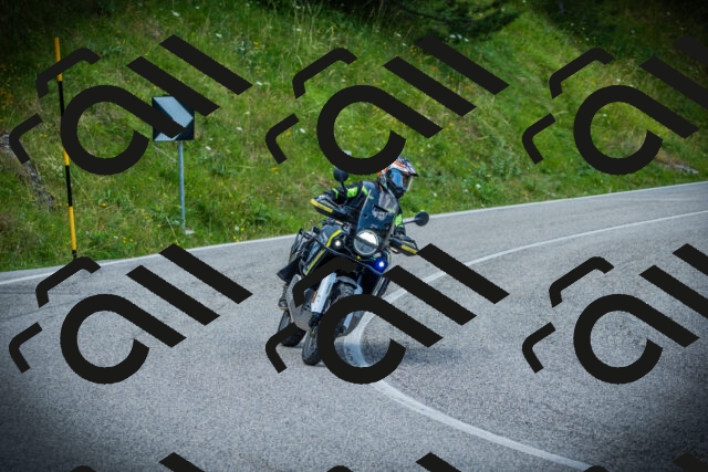 202507121246-DSC01289_c1_