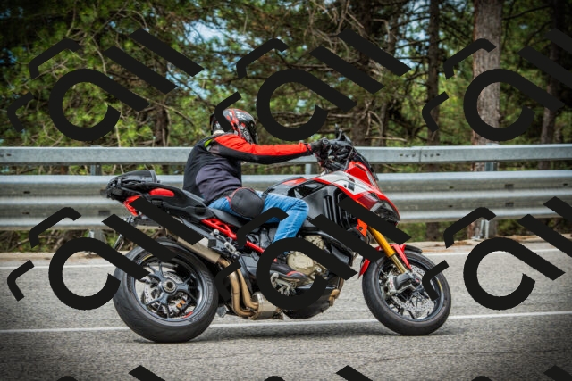 202507131102-DSC02090_c1_