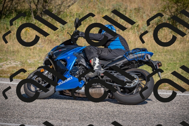 20250719100701-_5004260_am_