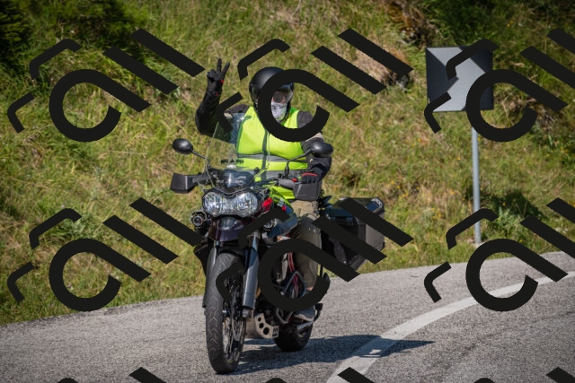 20250719101046-_5004272_am_