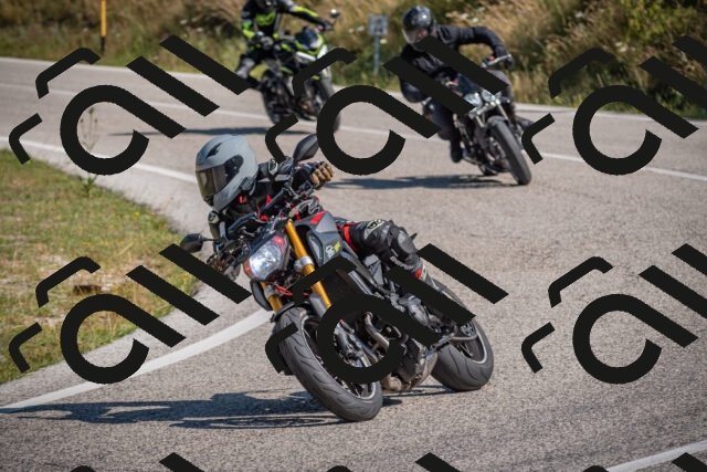 20250719101330-_5004295_am_