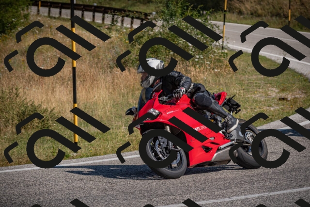 20250719101335-_5004306_am_