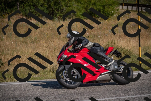 20250719101335-_5004307_am_