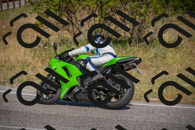 20250719101403-_5004326_am_