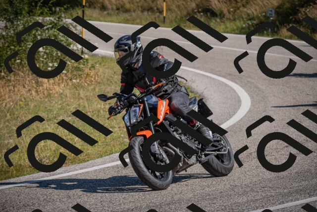 20250719101405-_5004327_am_