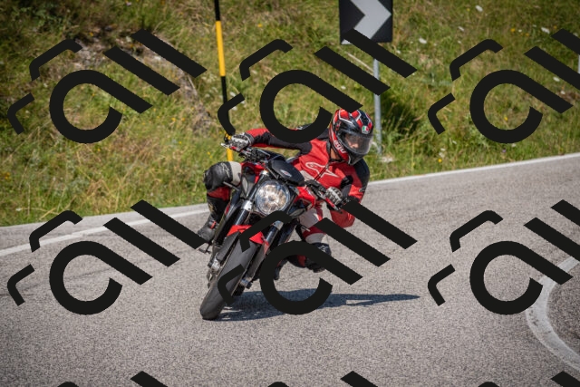 20250719101538-_5004353_am_