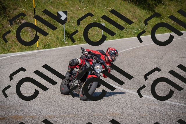 20250719101539-_5004354_am_