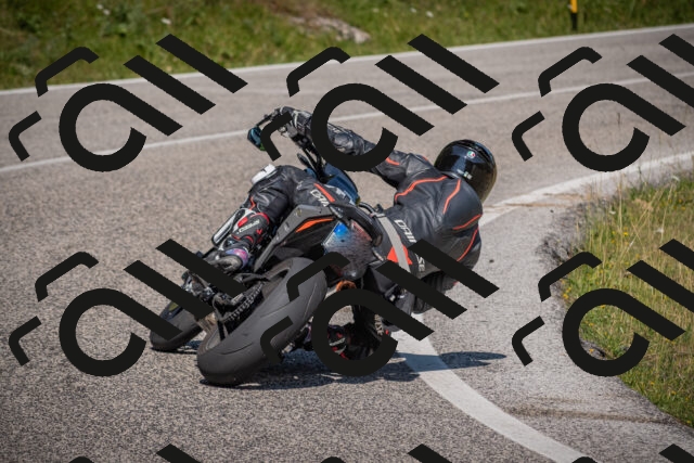 20250719101653-_5004371_am_