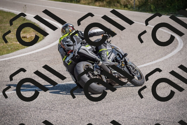 20250719102023-_5004392_am_