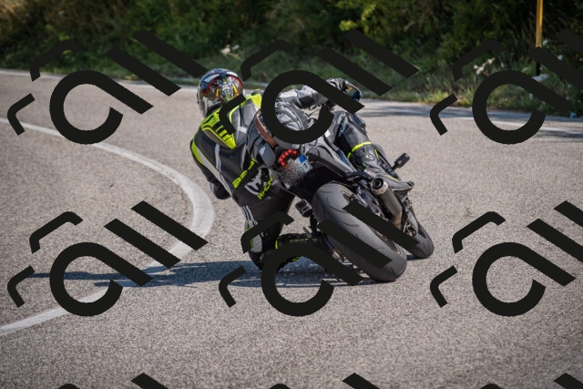 20250719102024-_5004393_am_