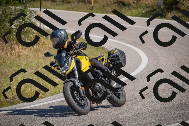 20250719102118-_5004402_am_