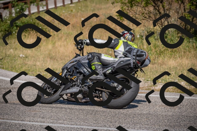 20250719102240-_5004413_am_