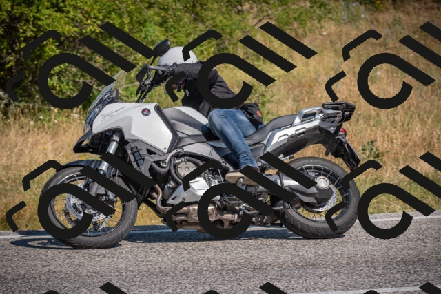 20250719102409-_5004425_am_