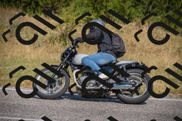 20250719102509-_5004438_am_