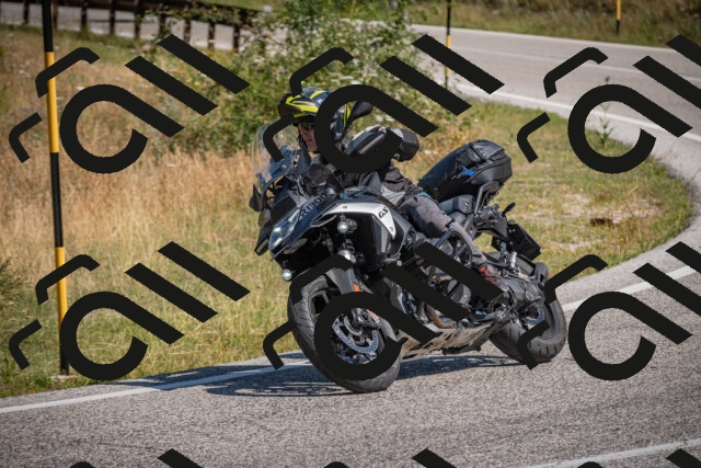 20250719102909-_5004458_am_