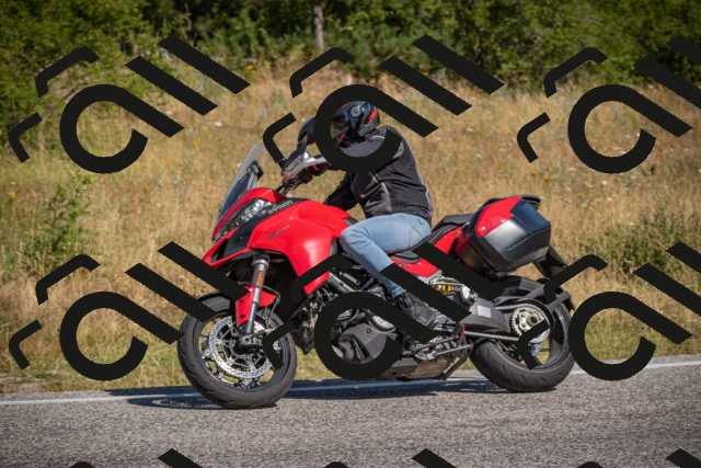 20250719102910-_5004460_am_