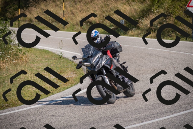 20250719102918-_5004473_am_