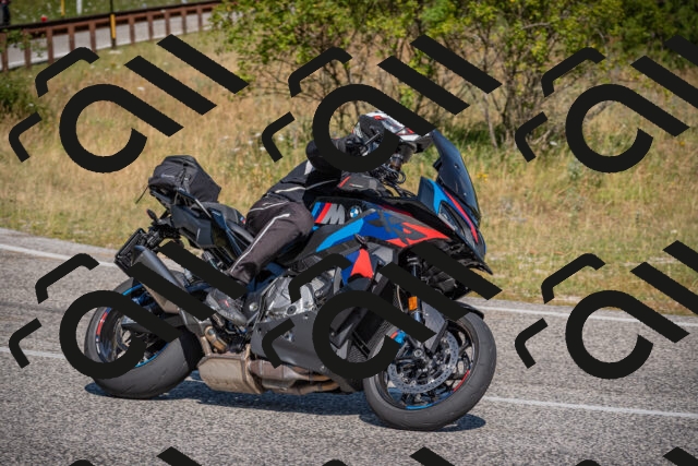 20250719103039-_5004484_am_