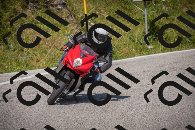 20250719103041-_5004488_am_