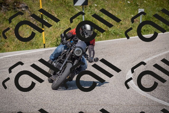 20250719103047-_5004493_am_