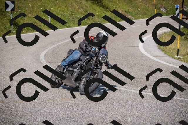 20250719103047-_5004494_am_