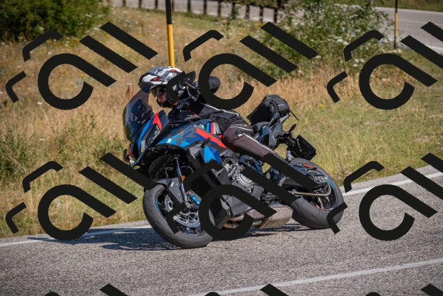 20250719103134-_5004523_am_