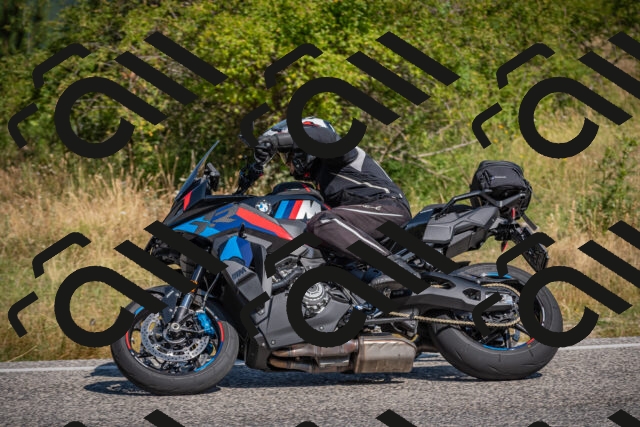 20250719103135-_5004524_am_