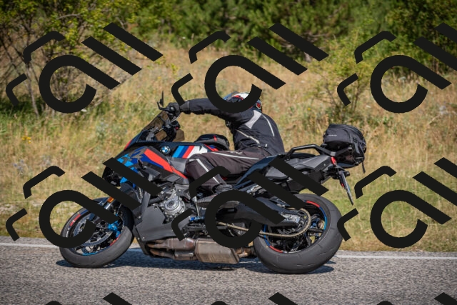 20250719103135-_5004525_am_