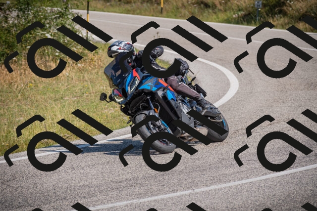 20250719103343-_5004526_am_