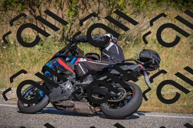 20250719103344-_5004529_am_