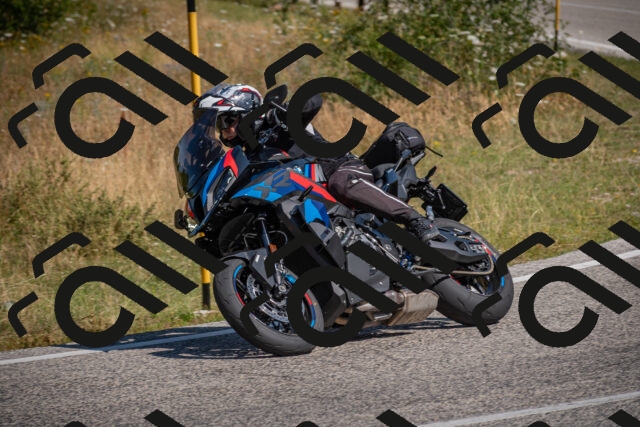 20250719103507-_5004548_am_