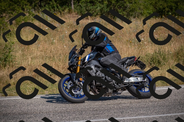 20250719103532-_5004560_am_