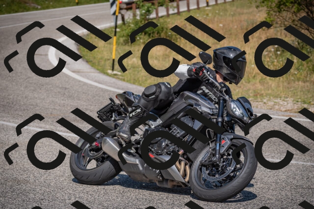 20250719103605-_5004565_am_