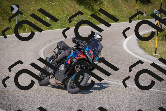 20250719103621-_5004574_am_