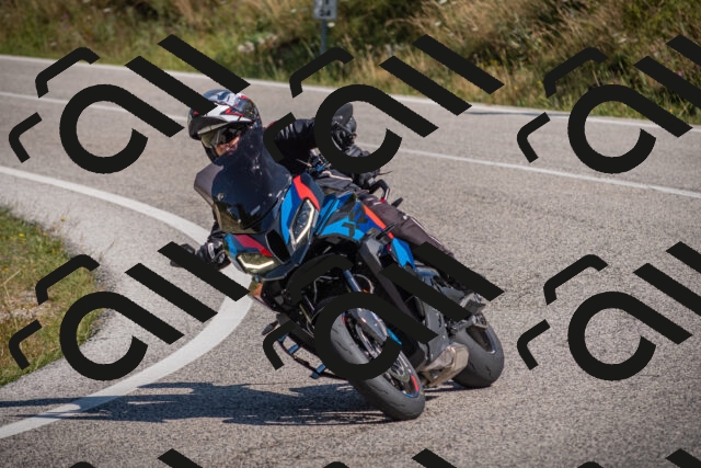 20250719103655-_5004579_am_