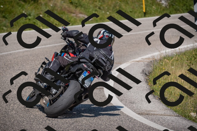 20250719103657-_5004581_am_