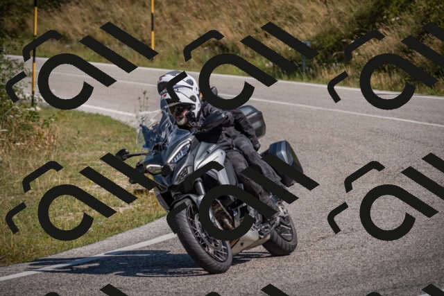 20250719103751-_5004595_am_