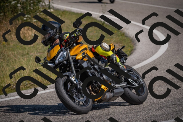 20250719103802-_5004600_am_