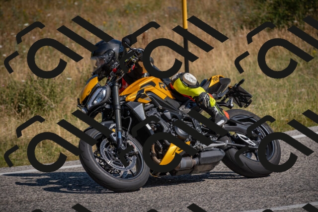 20250719103802-_5004601_am_