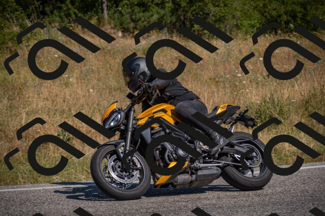 20250719103805-_5004607_am_