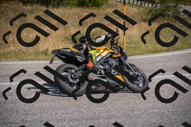 20250719103910-_5004635_am_