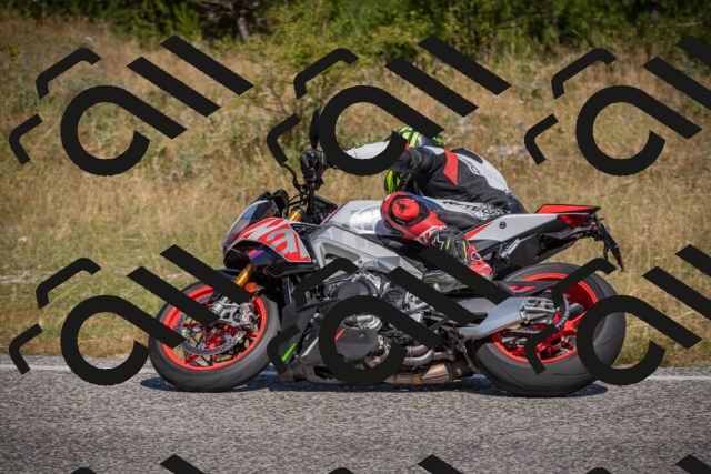 20250719103957-_5004648_am_