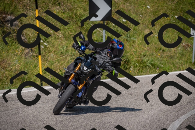 20250719104015-_5004660_am_