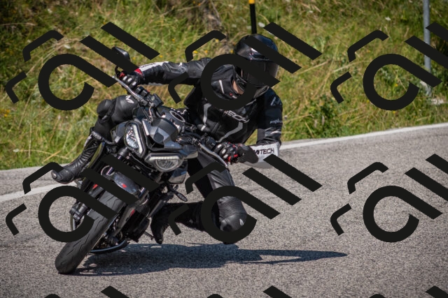 20250719104057-_5004666_am_